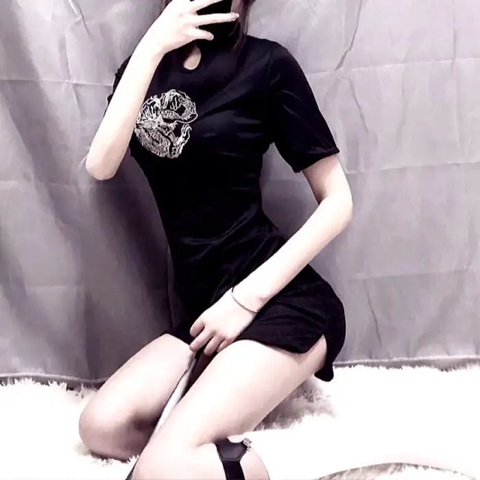 古墓入侵者